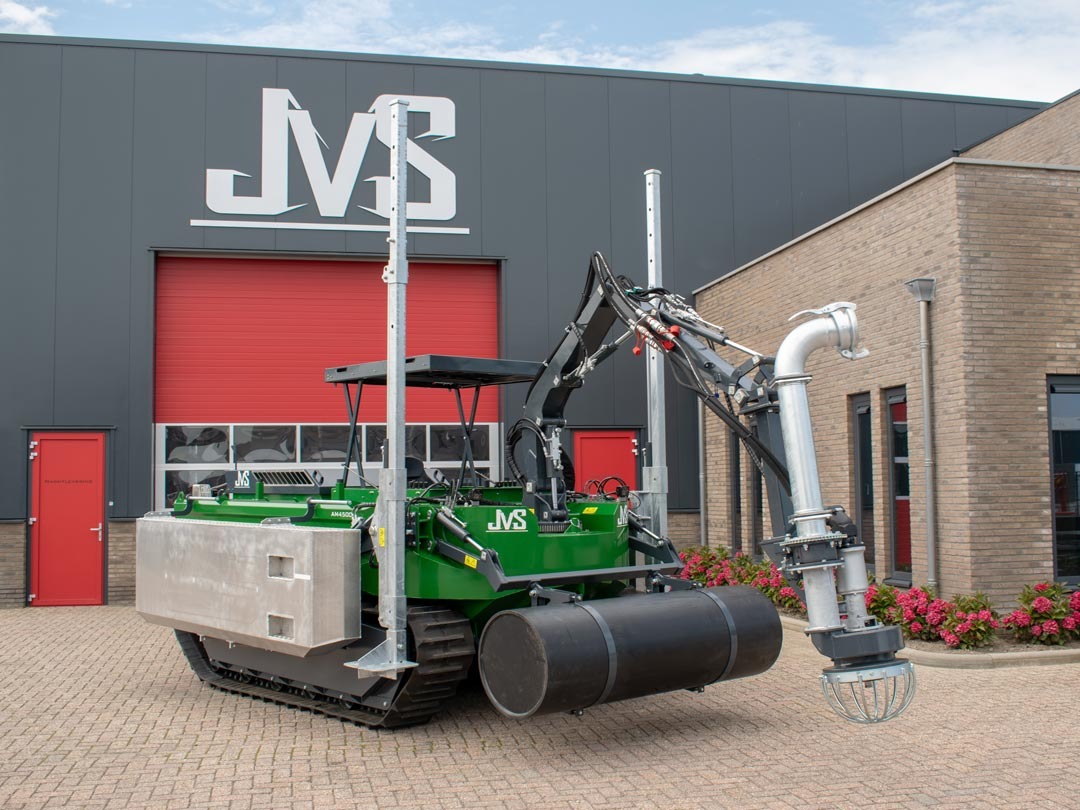 imgi_6_Amfibie-AM4500-05