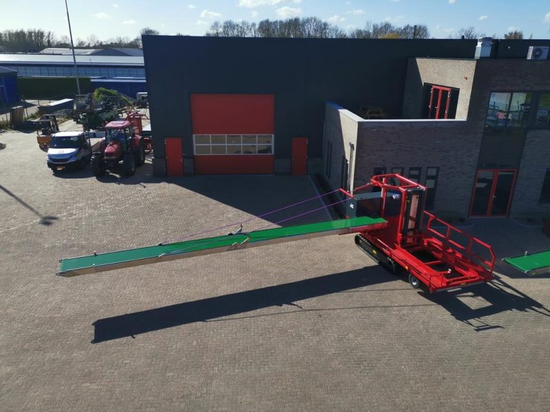 imgi_6_Oogstmachine-zeflrijdend-01-1